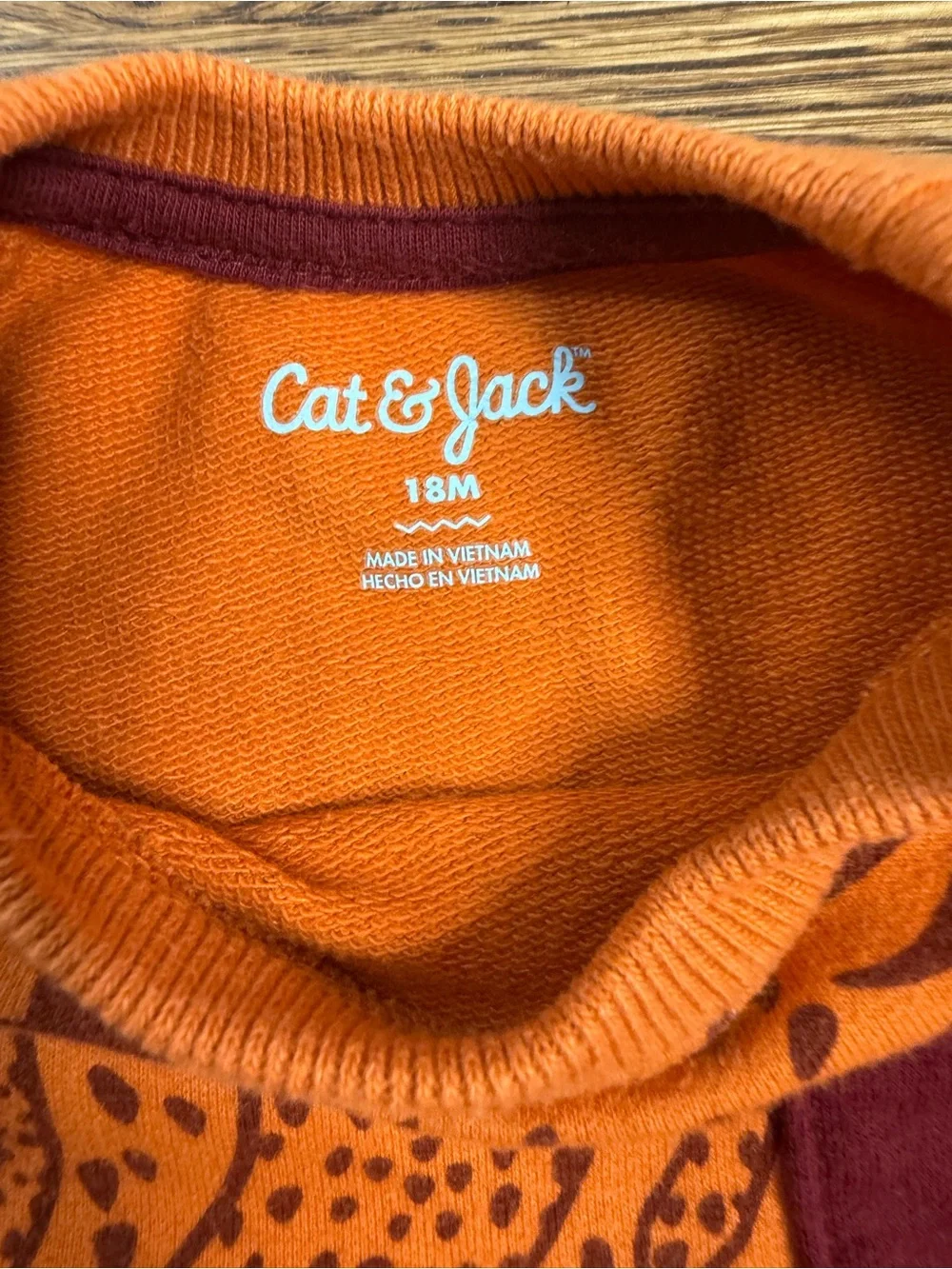 Cat & Jack x Danielle Peterson Kids Cheetah Print Sweatshirt/ Short Set 18 M